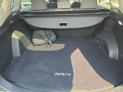 2022 Toyota RAV4 2.5 Xle At