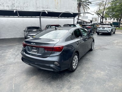 2023 Kia Forte 2.0 L Sedan At