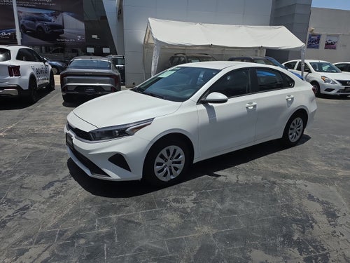 2023 Kia Forte 2.0 L Sedan At