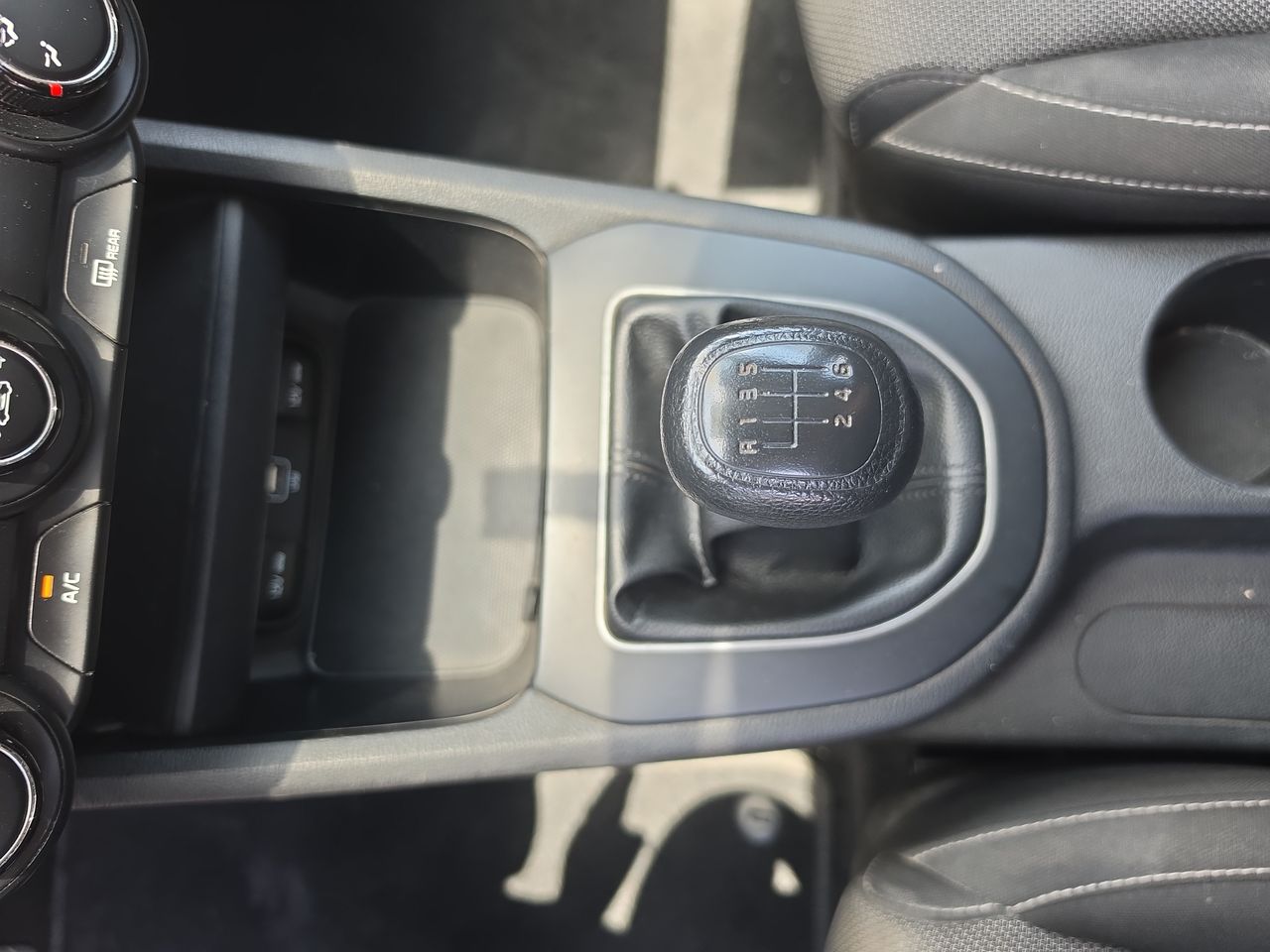 2023 Kia Forte 2.0 L Sedan At