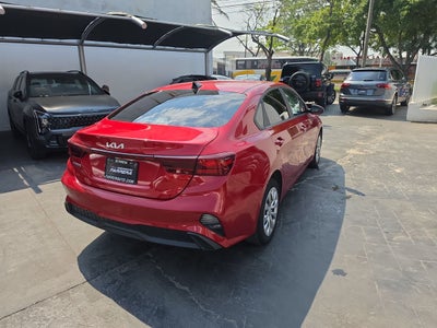 2022 Kia Forte 2.0 L At