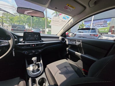 2022 Kia Forte 2.0 L At
