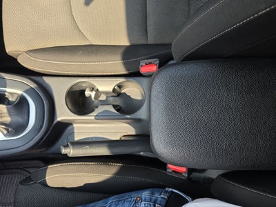2022 Kia Forte 2.0 L At