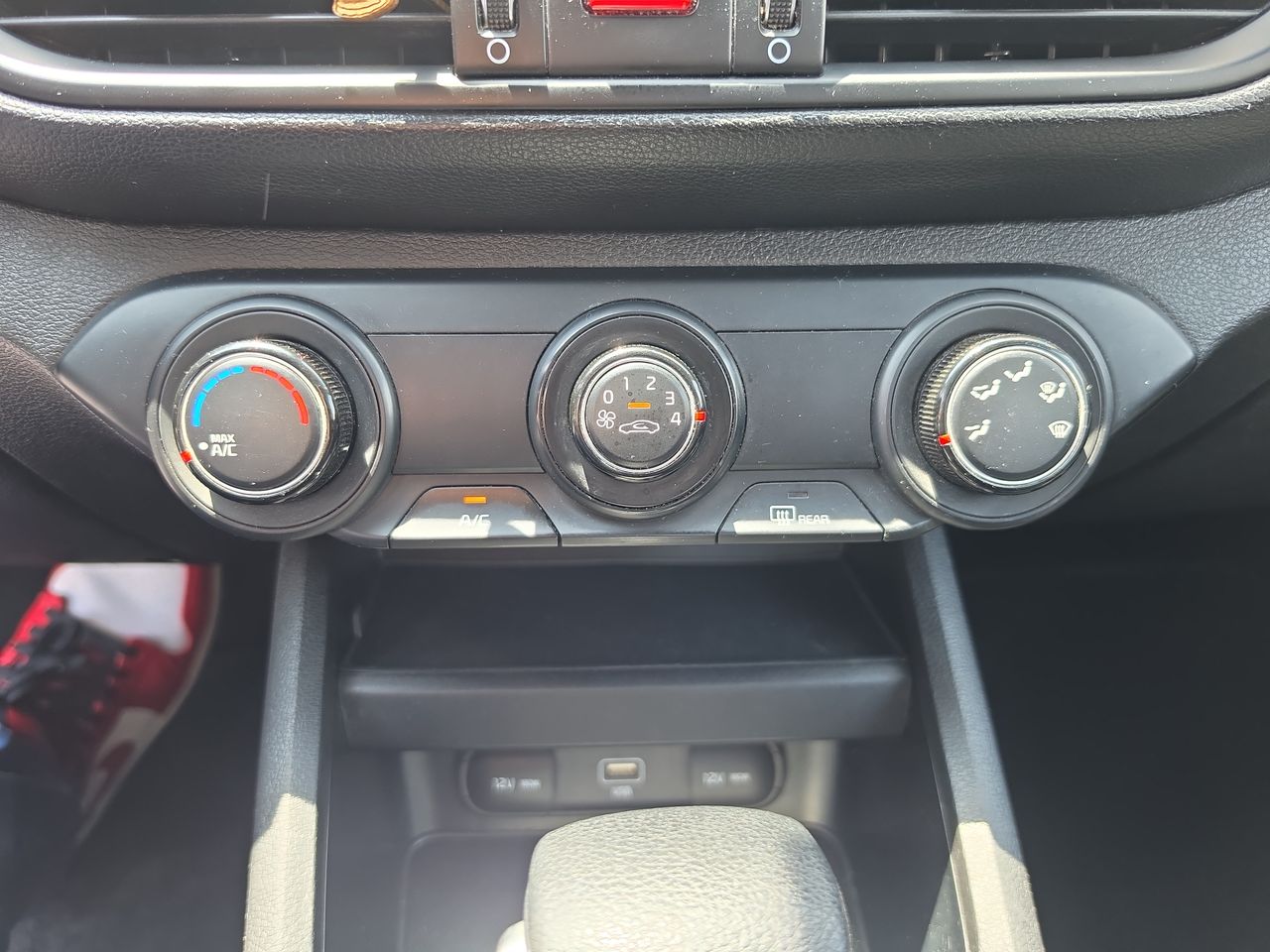 2023 Kia Forte 2.0 L Sedan At