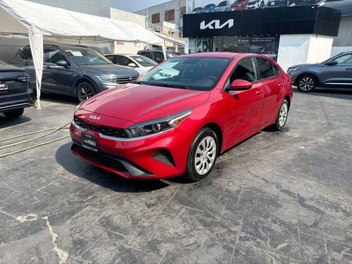 2022 Kia Forte 2.0 L At