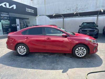 2022 Kia Forte 2.0 L At
