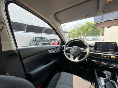 2022 Kia Forte 2.0 L At