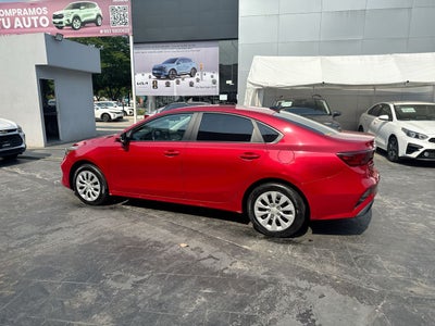 2022 Kia Forte 2.0 L At