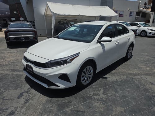 2022 Kia Forte 2.0 L At