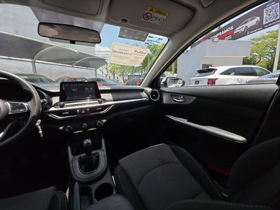 2022 Kia Forte 2.0 L At