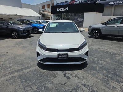 2022 Kia Forte 2.0 L At