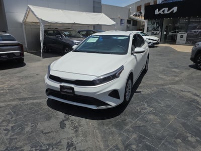 2022 Kia Forte 2.0 L At