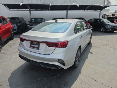 2024 Kia Forte 2.0 Lx Sedan At