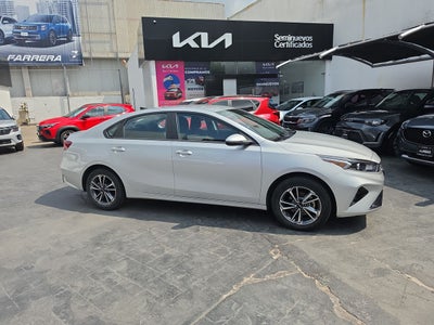 2024 Kia Forte 2.0 Lx Sedan At