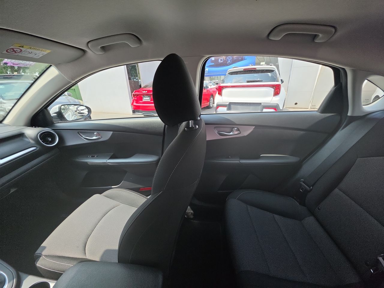2024 Kia Forte 2.0 Lx Sedan At