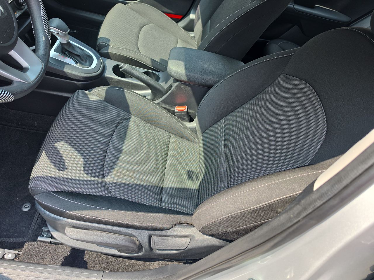 2024 Kia Forte 2.0 Lx Sedan At