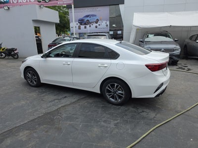 2023 Kia Forte 2.0 Lx Sedan At