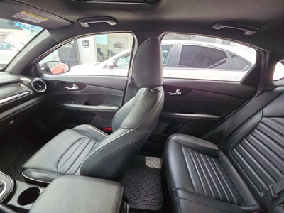 2021 Kia Forte 2.0 GT Line 4p At