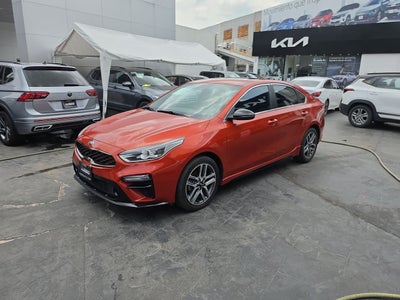 2021 Kia Forte 2.0 GT Line 4p At