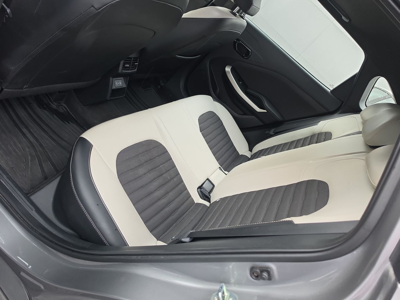2025 Kia K3 2.0 HB Gt Line At