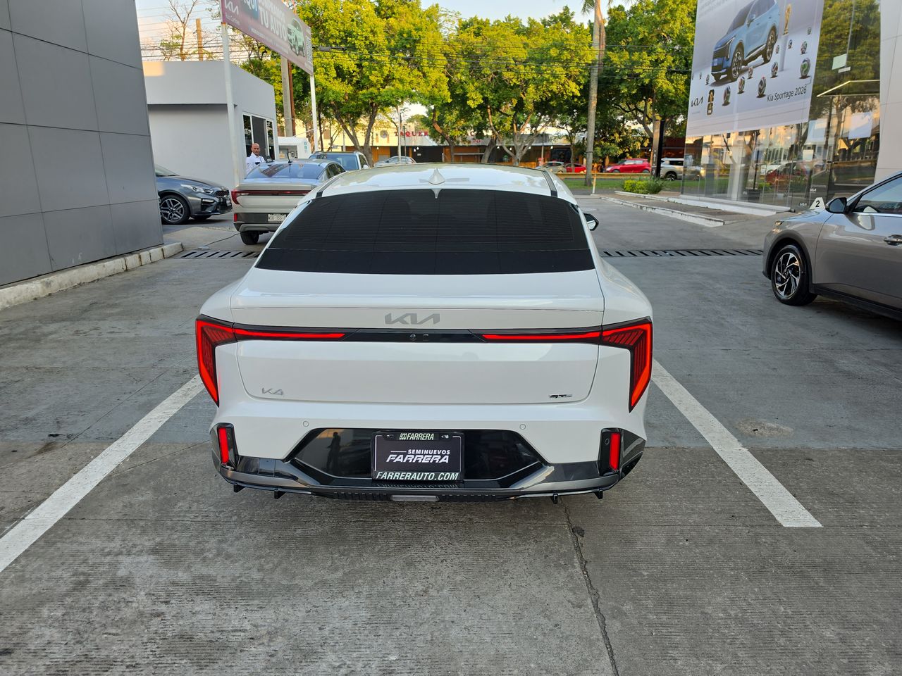 2026 Kia K4 2.0 Gt Line IVT At
