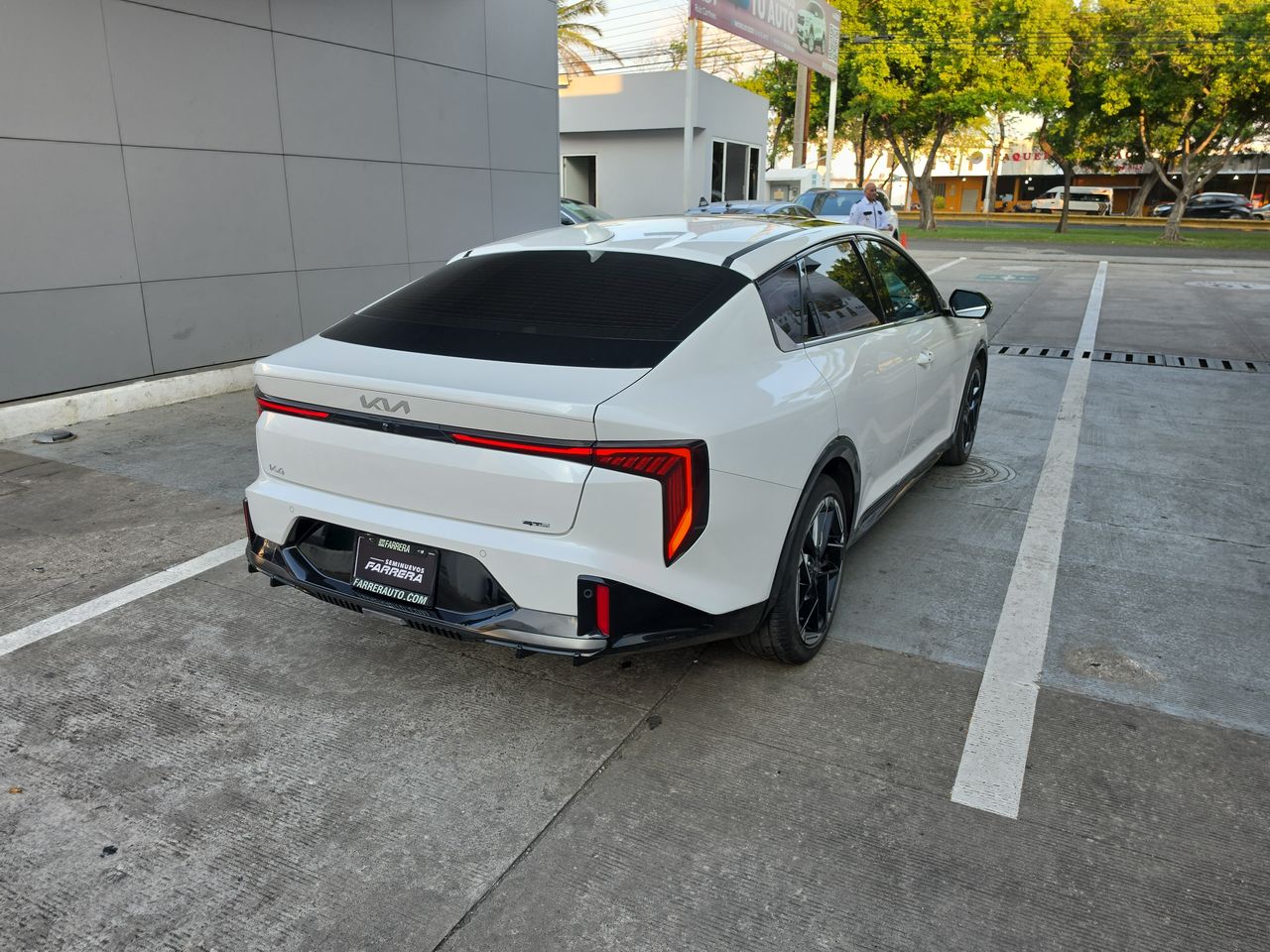 2026 Kia K4 2.0 Gt Line IVT At