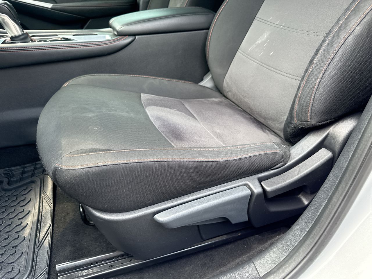 2024 Nissan Sentra 2.0 SR At