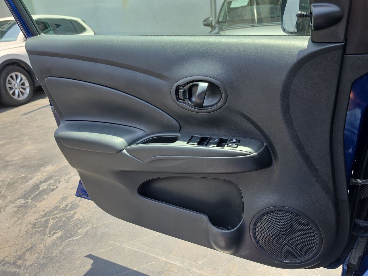 2024 Nissan V-Drive 1.6 A/C Mt