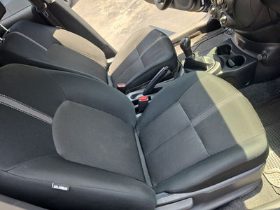 2024 Nissan V-Drive 1.6 A/C Mt