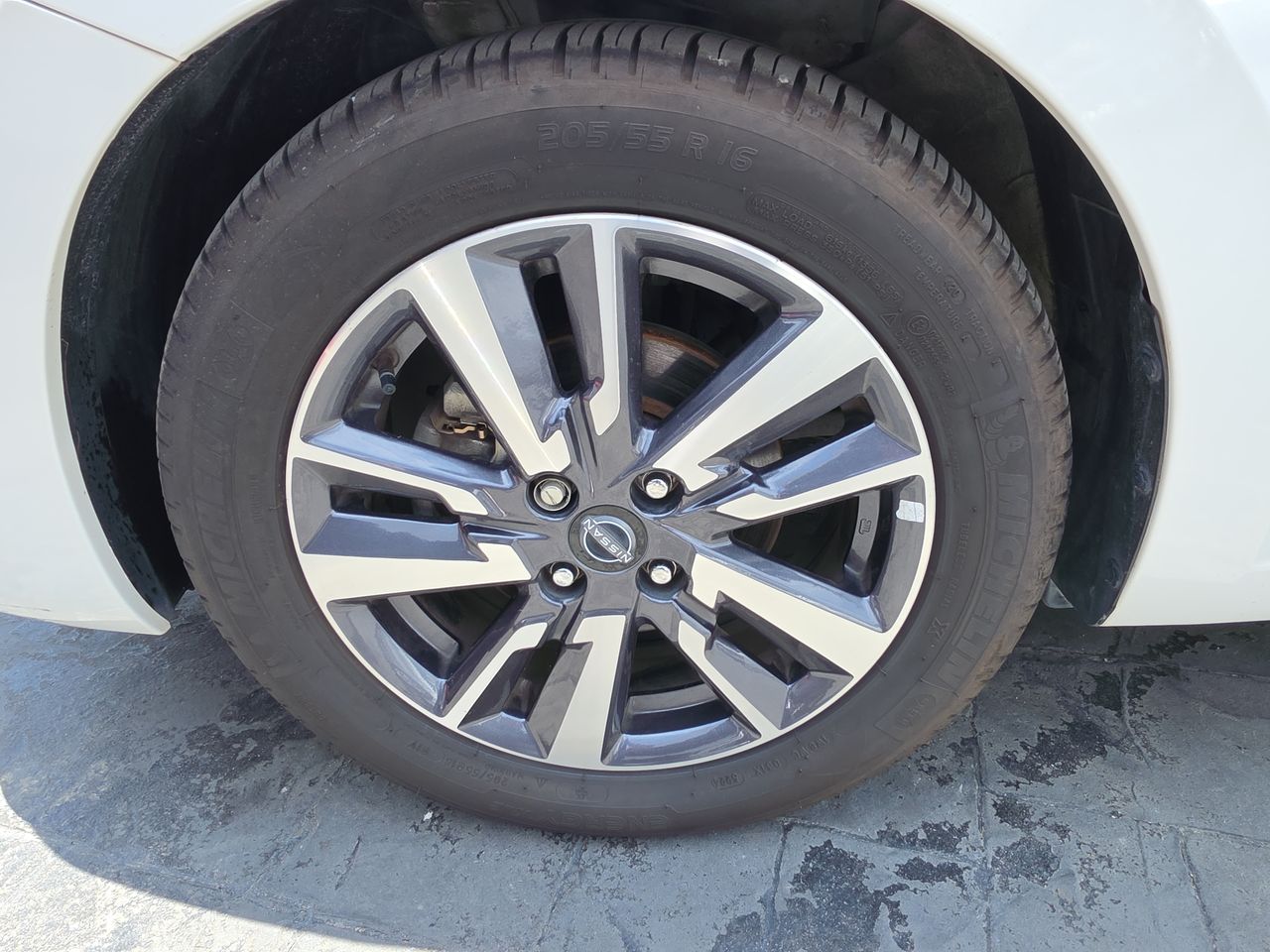 2023 Nissan Versa 1.6 Advance Mt