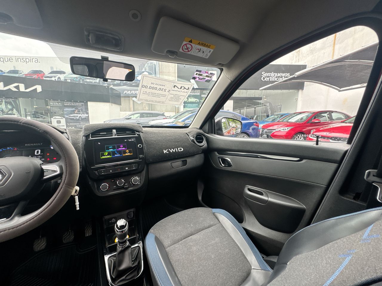 2025 Renault Kwid 1.0 Iconic Mt