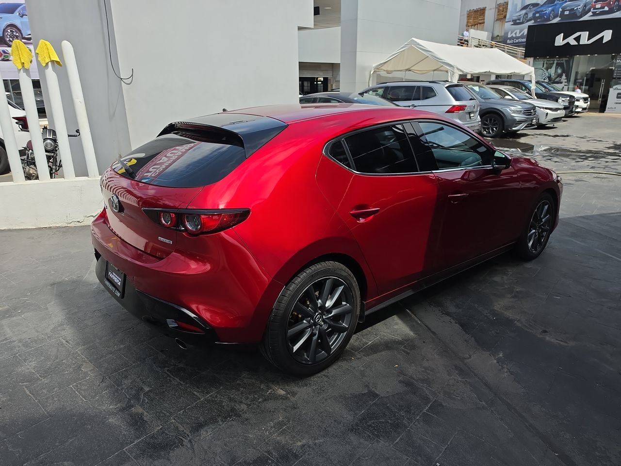 2021 Mazda Mazda 3 2.5 Signature Hb At