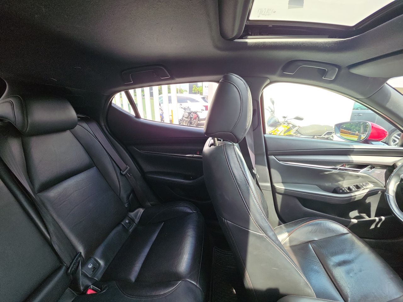 2021 Mazda Mazda 3 2.5 Signature Hb At
