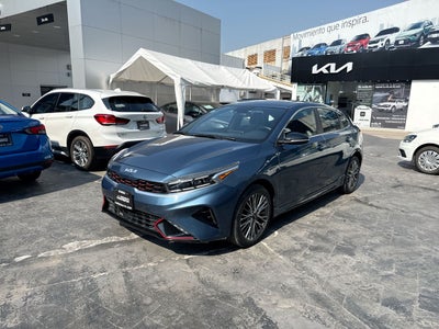 2022 Kia Forte 2.0 GT Line 4p At