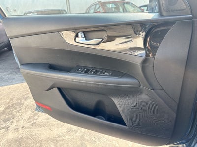 2022 Kia Forte 2.0 GT Line 4p At