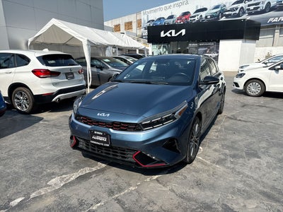 2022 Kia Forte 2.0 GT Line 4p At