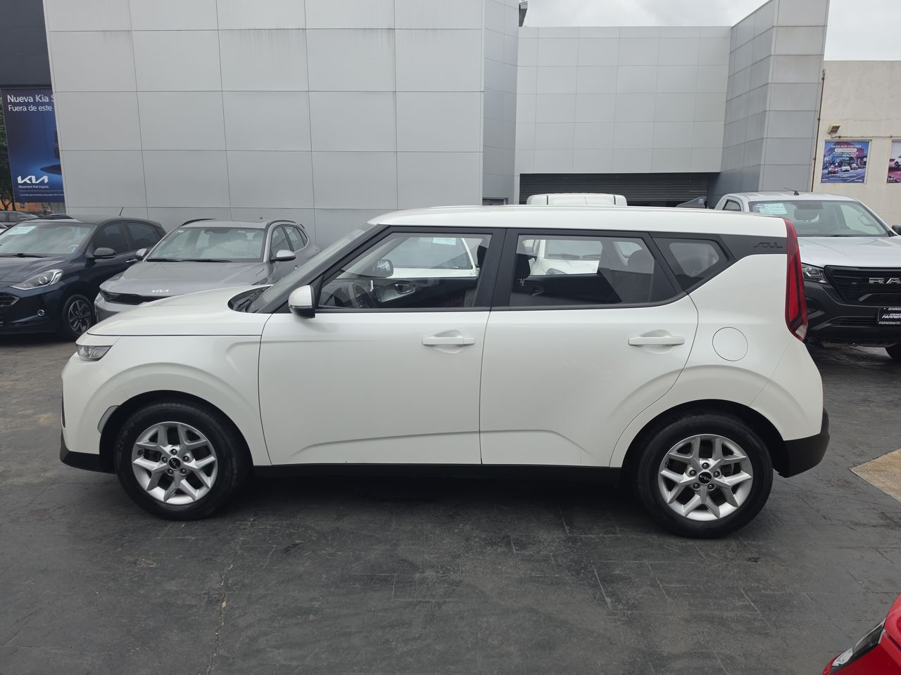 2022 Kia Soul 1.6 LX At