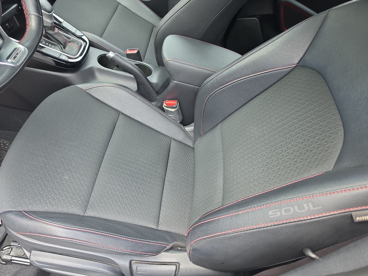 2023 Kia Soul 2.0 GT Line At