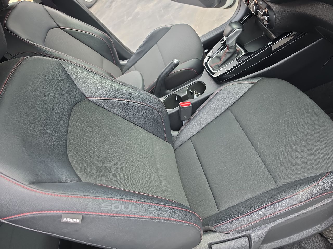 2023 Kia Soul 2.0 GT Line At