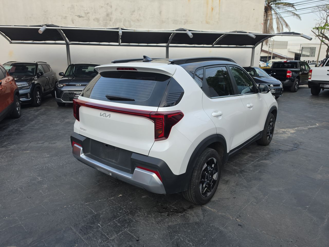 2026 Kia Sonet 1.5 Sx At