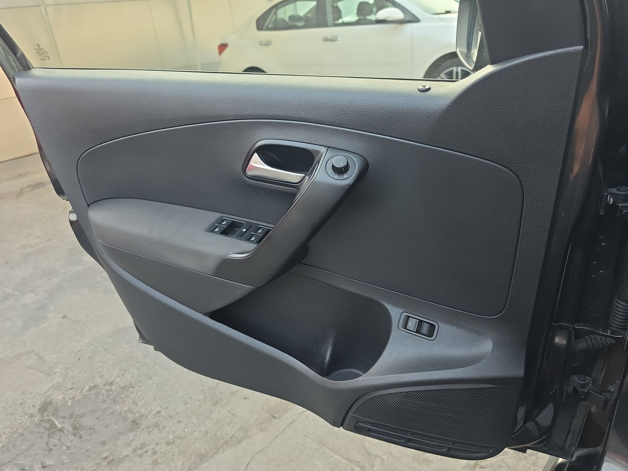 2021 Volkswagen Vento 1.6 Comfortline Plus STD